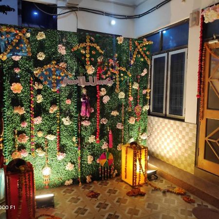 Surabhi Garden Inn Lucknow Exteriör bild